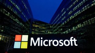 Após ordem da UE, Microsoft corta nuvem de empresa indiana