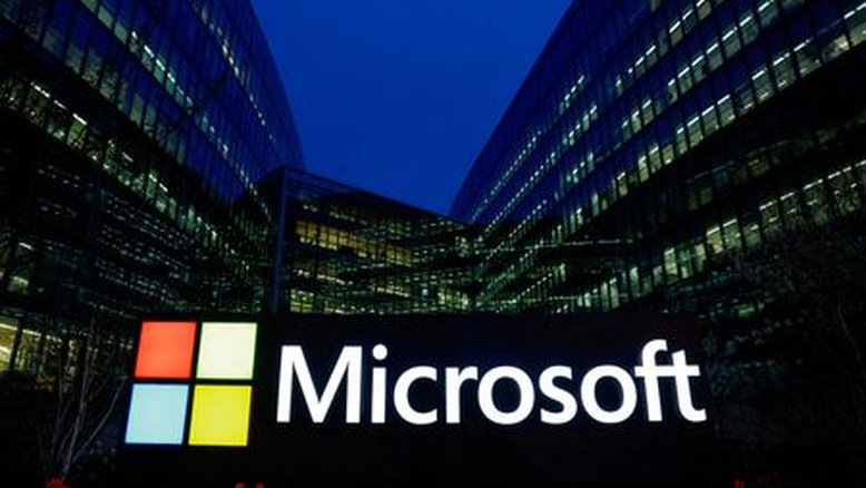 Microsoft diz que causa de falha cibernética foi resolvida; CrowdStrike faz correção