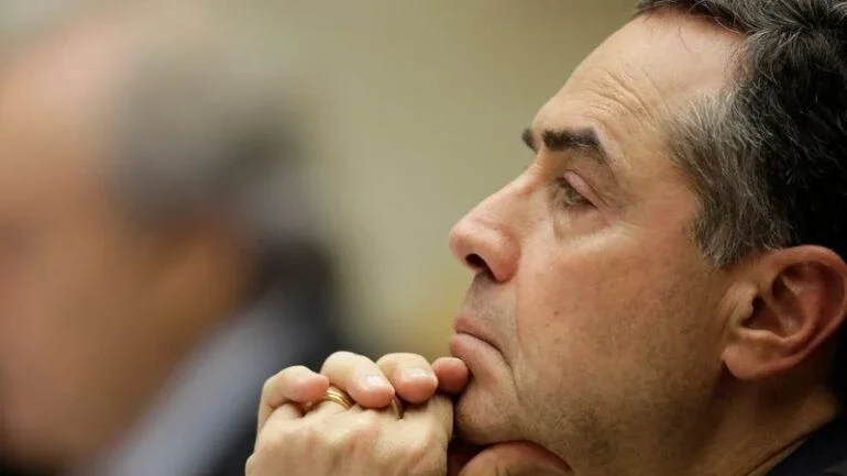 STF determina instalação de CPI da Covid no Senado; Pacheco critica, mas acata decisão