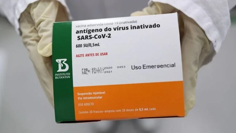 União Europeia inicia processo de revisão da Coronavac
