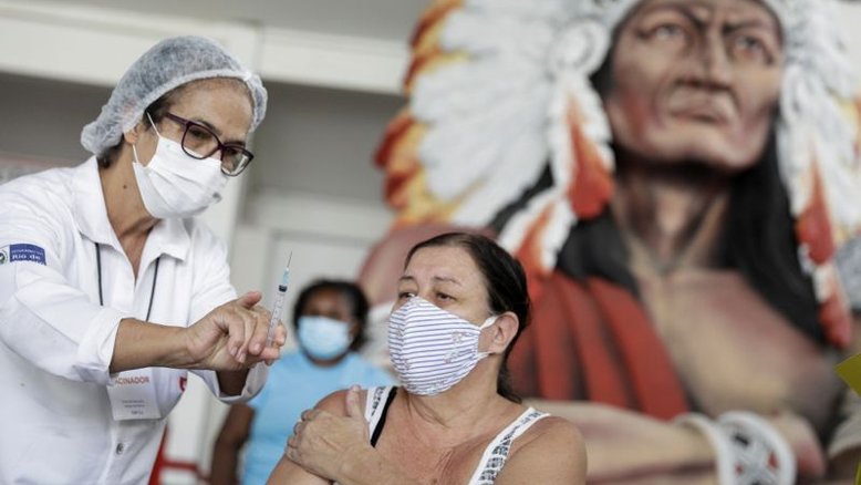 Prefeitura do Rio muda calendário de vacinação por falta de 2ª dose da CoronaVac