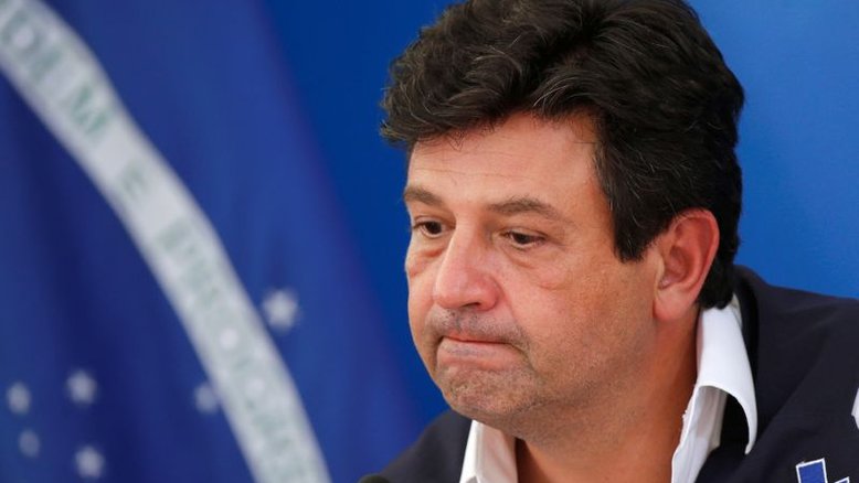 Mandetta sugere que senador fez pergunta na CPI enviada por ministro de Bolsonaro