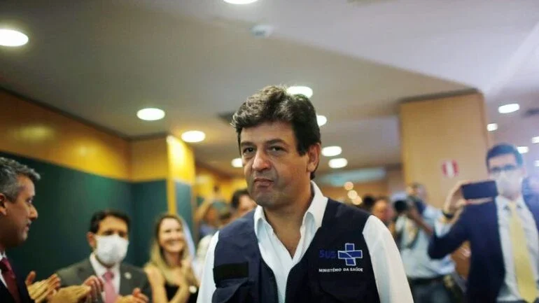 Brasil esteve sempre um passo atrás do vírus, diz Mandetta em CPI