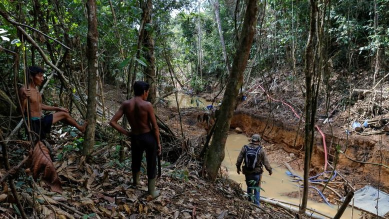 Associação indígena pede ao STF saída imediata de garimpeiros de terra ianomâmi após confronto