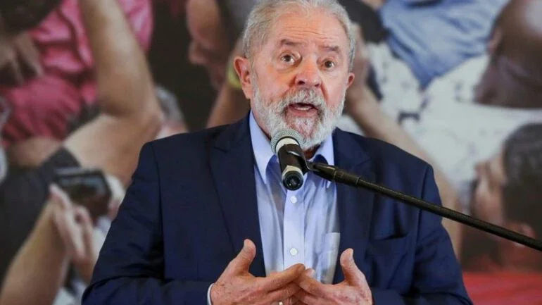 Pela primeira vez, Lula admite que será candidato em 2022