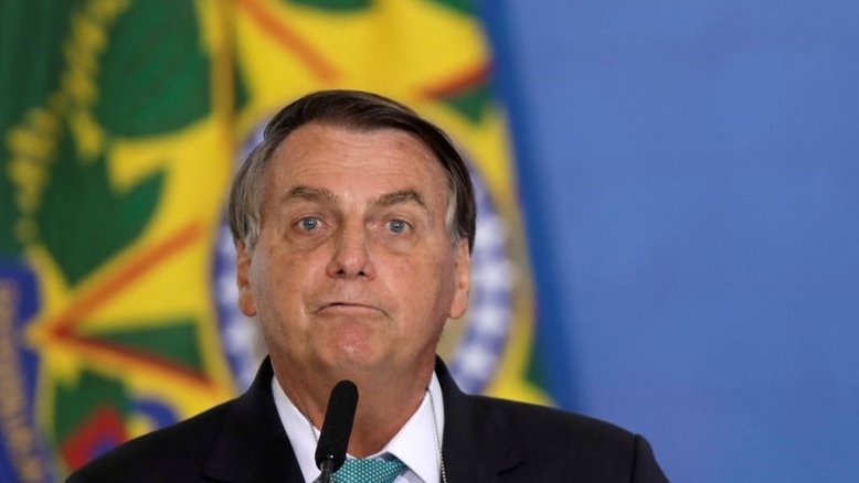'Tinha poderes para fechar Brasil, mas não tranquei um botequim', diz Bolsonaro
