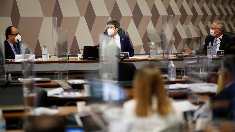 CPI aprova quebra de sigilo de líder do governo e adia convocação de Braga Netto