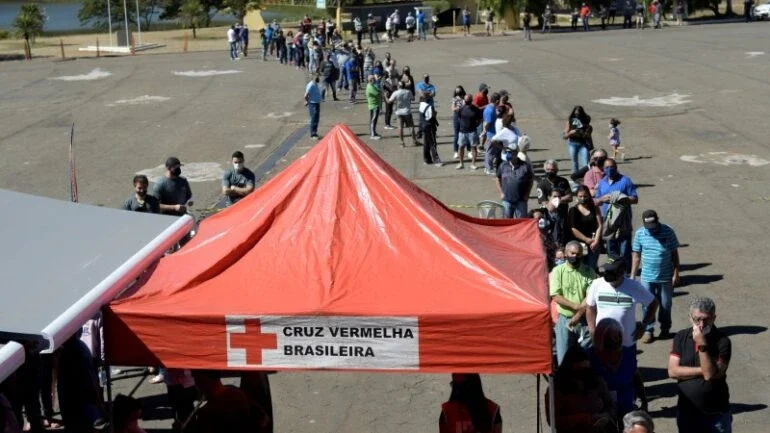 Brasil se aproxima de 100 milhões de pessoas totalmente imunizadas contra a Covid