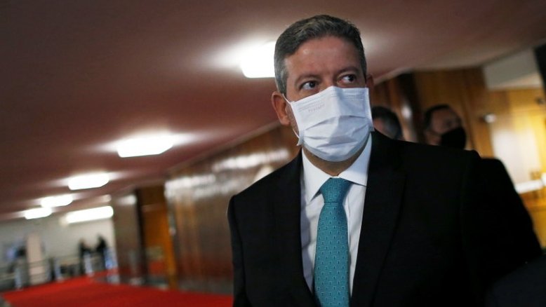 Lira confirma que voto impresso irá a plenário nesta terça e projeto do IR na quarta