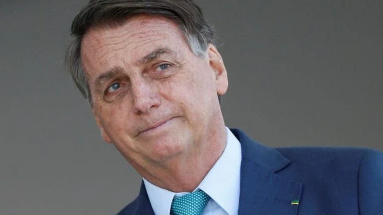 Avaliação negativa de governo Bolsonaro soma 54%; voto impresso é rejeitado por 58%