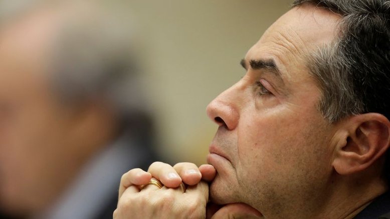 Ministros do TSE avaliam hipótese de Bolsonaro ficar inelegível