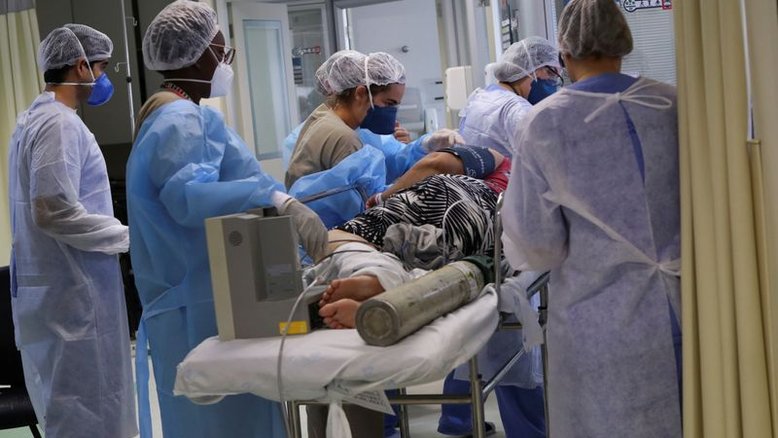 Brasil registra 266 mortes e 10.466 casos de Covid em 24 horas