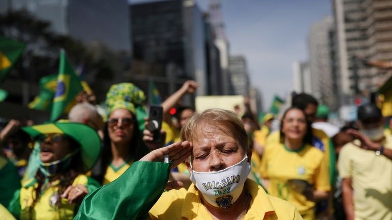 Alô, Doria: demissão, já! Lugar de professor fascista é na cadeia, não na sala de aula