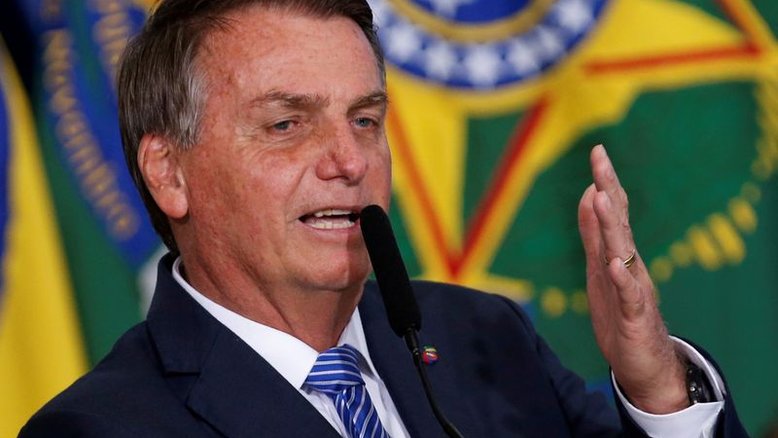 Devemos nos antecipar a problemas e buscar fazer cada vez mais, diz Bolsonaro