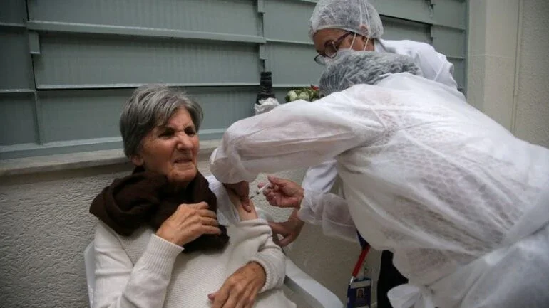 Ocupação de leitos de UTI para Covid tem melhor momento, segundo Fiocruz