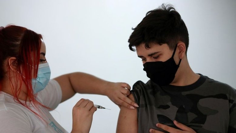 Brasil registra mais 627 mortes e 27.527 novos casos de Covid