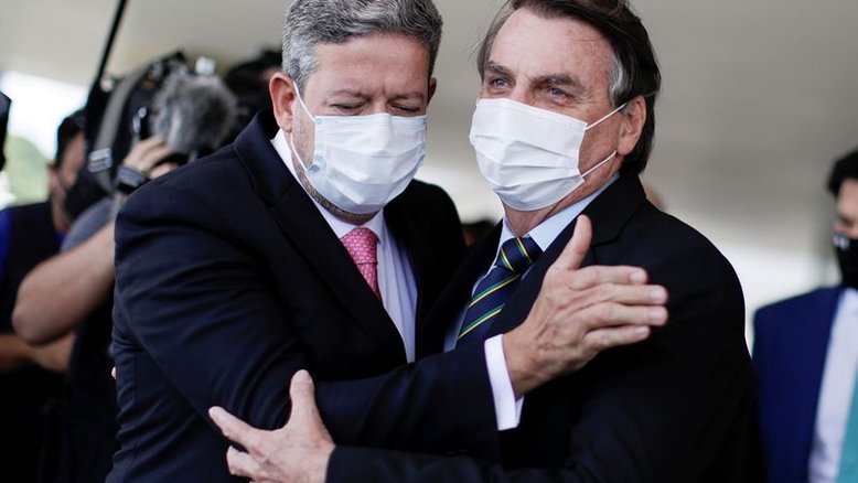 Lira diz não ver condições para impeachment de Bolsonaro neste momento