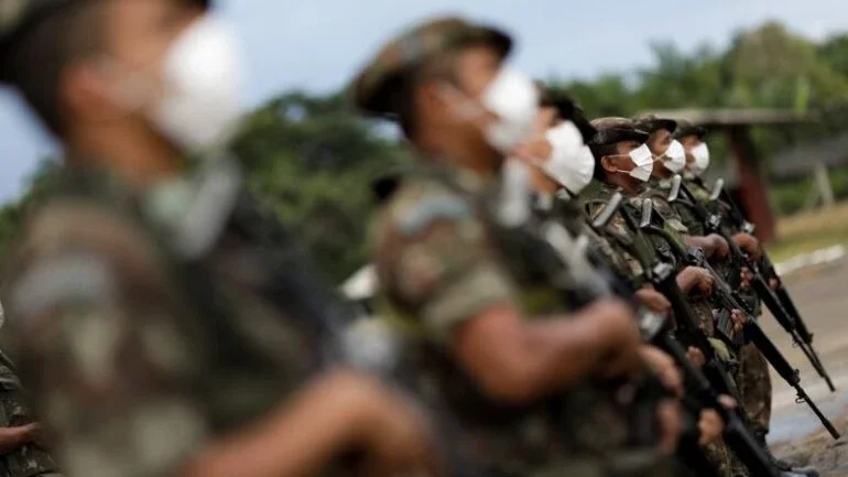 Bolsonaro autoriza presença temporária de forças dos EUA no país para exercício militar
