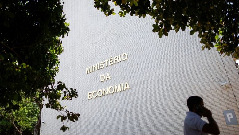 Nova estatal de controle aéreo terá 1.698 servidores