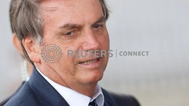 Bolsonaro edita decreto que regulamenta Auxílio Brasil