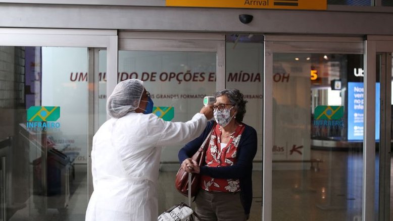 Anvisa inicia cobrança de passaporte de vacinação contra Covid-19 em aeroportos
