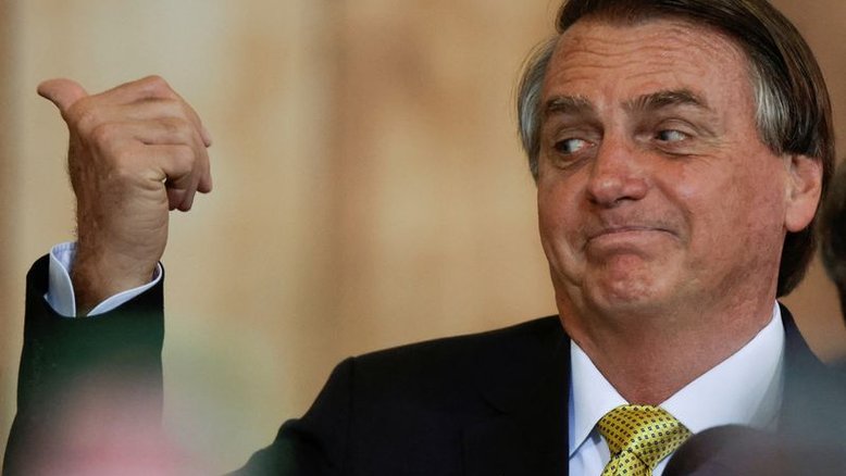 PF intima Bolsonaro a depor em caso de vazamento de inquérito sobre ataque hacker ao TSE