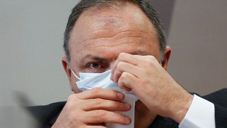 Pazuello afirma que fase crítica de falta de oxigênio em Manaus durou 3 dias e é acusado de mentir