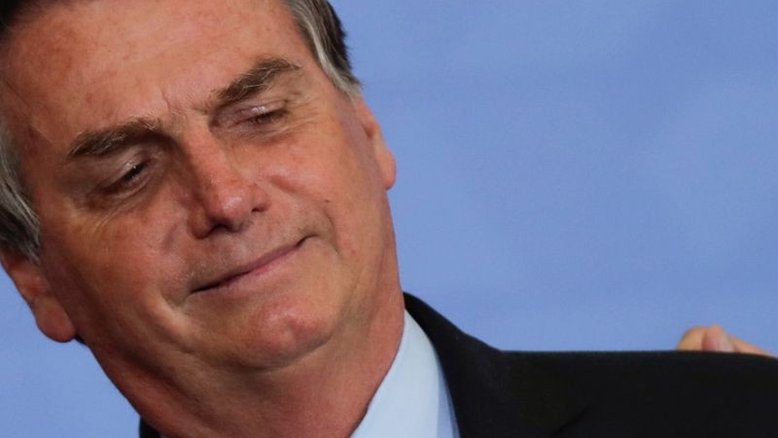 Depois de defesa da cloroquina, Bolsonaro sugere chá usado por índios contra Covid