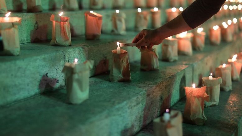 Brasil tem 725 mortes por covid nas últimas 24h, menor registro desde fevereiro