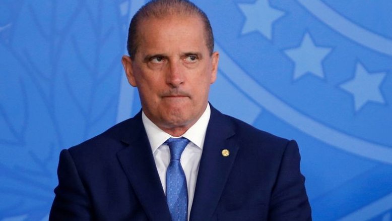 Oposição quer convocar Onyx à CPI após fala sobre irmãos Miranda; ministro diz que vai