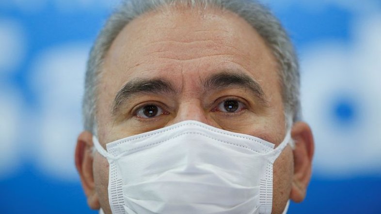 Senadores pedem convocação de Queiroga ao Congresso para falar sobre vacinação