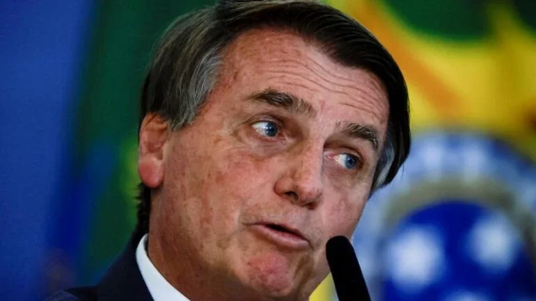 Bolsonaro diz que vai participar de debates apenas no 2º turno