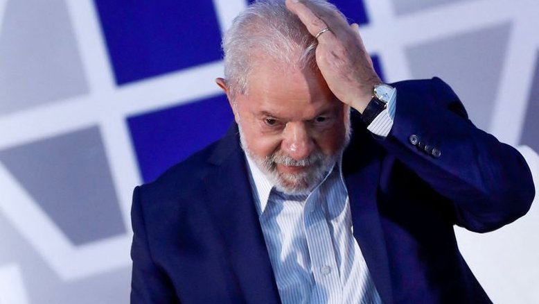 Em evento, Lula diz que ataque de Bolsonaro às urnas eletrônicas é "idiotice"