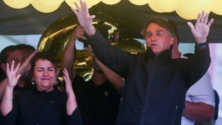 Bolsonaro nega ataque às urnas eletrônicas em ação avaliada pelo TSE