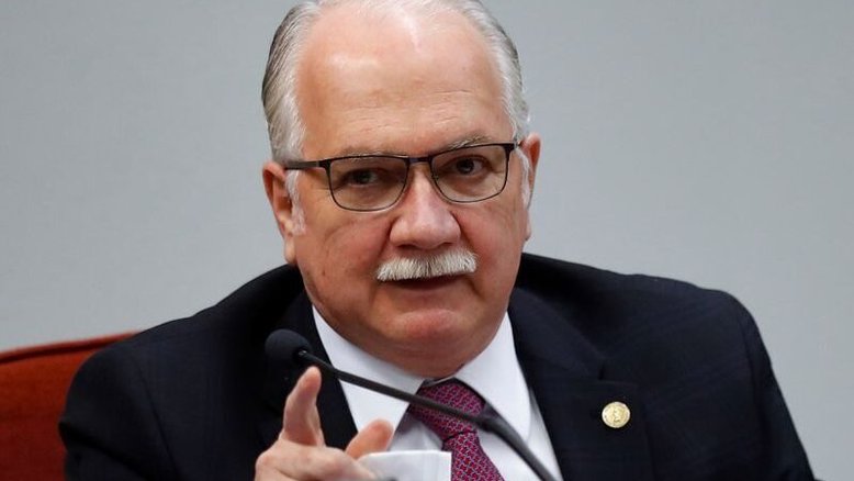 Fachin suspende honorário milionário de advogado em acordo de indígenas com Vale