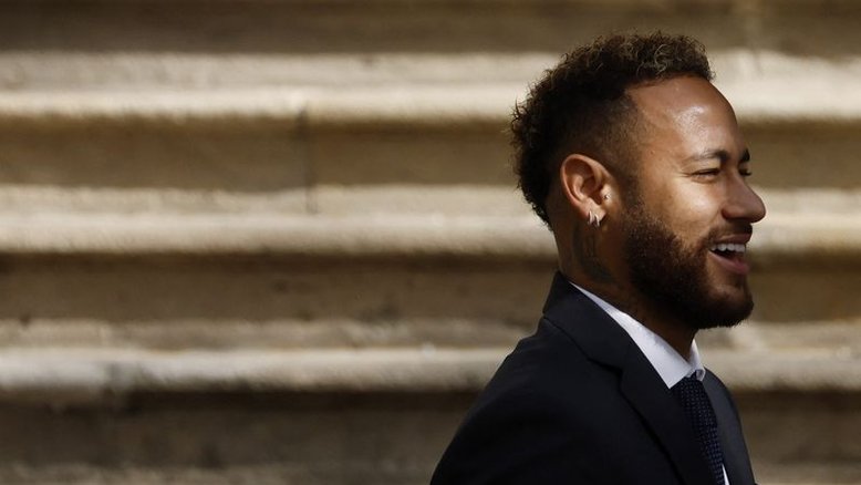 Instagram marca postagem eleitoral de Neymar como informação falsa