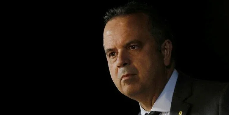 Justiça do RN condena Rogério Marinho à perda de mandato por contratação de funcionária fantasma