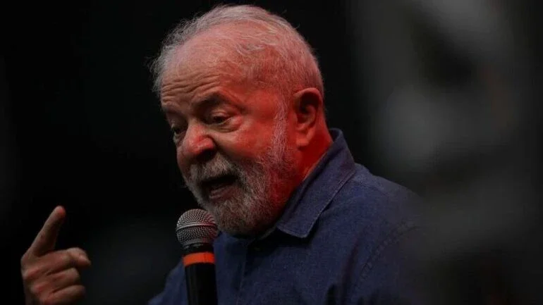 Lula, Tancredo Neves e os ministérios