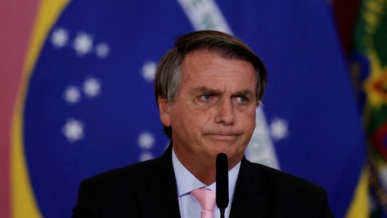 Para Bolsonaro, alta nos combustíveis levará muitos caminhoneiros a parar