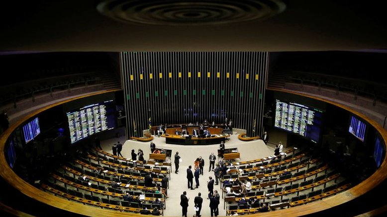 Sem consenso, Câmara rejeita pedido de urgência para projeto das fake news