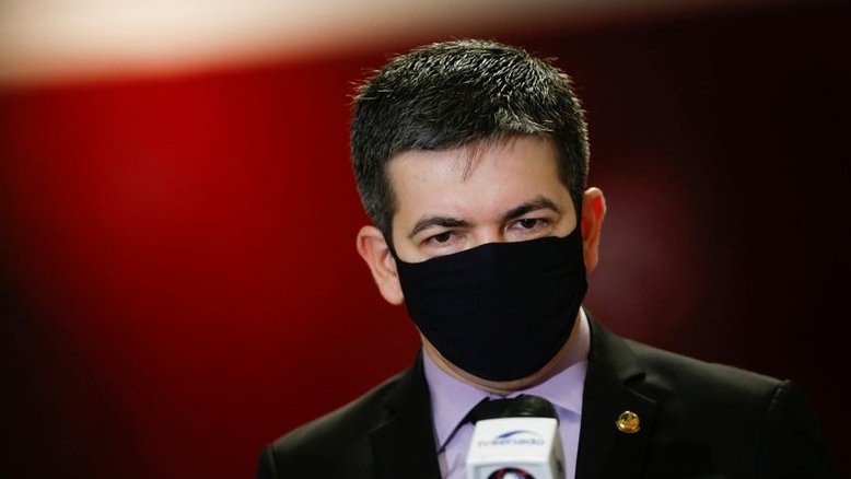 Oposição segue trabalho para conseguir assinaturas para CPI do MEC após retirada de 3 nomes