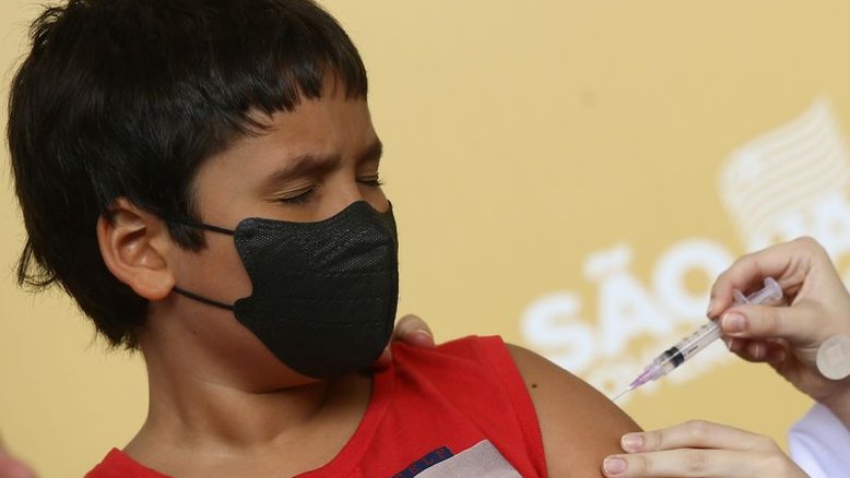 Brasil registra 8.470 novos casos de Covid-19 e mais 66 mortes