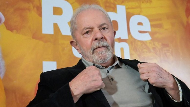 Lula sela apoio de PSB e Rede e diz que nunca "Brasil precisou tanto de nós como agora"