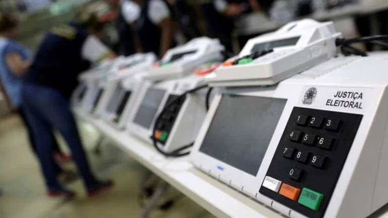 Eleições 2024: TSE fecha acordo com Anatel para derrubada imediata de sites com fake news