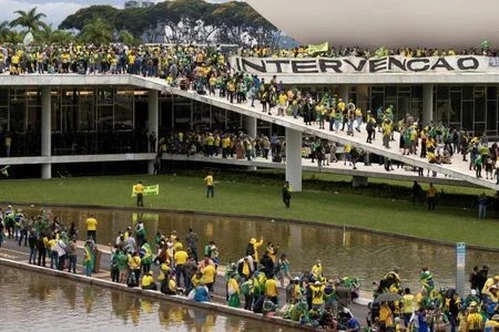 Brasil esvazia reunião internacional de emergência para evitar voto sobre atos golpistas