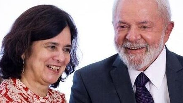 Lula sai em defesa de Nísia e pede que ministra fale diretamente à população