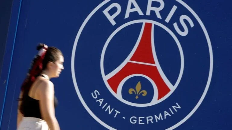 PSG assina contrato com Dior