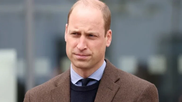 Príncipe William diz que mentes brilhantes deveriam focar em salvar Terra, não em viagens espaciais