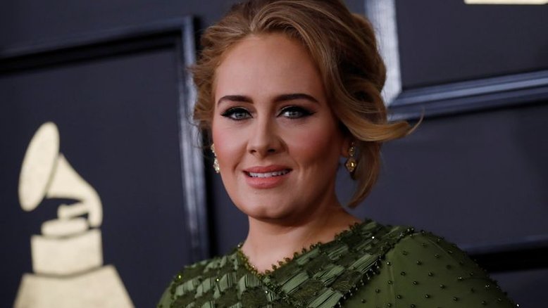 Adele volta à música com novo single "Easy On Me"