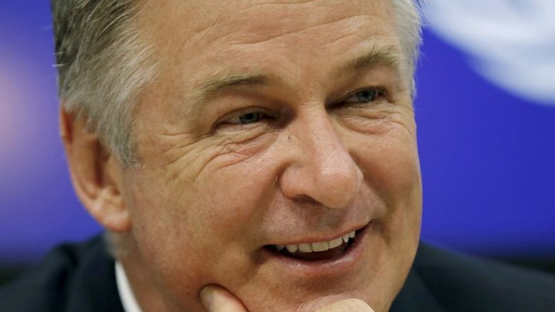 Documentário ambiental narrado por Alec Baldwin tem lançamento adiado